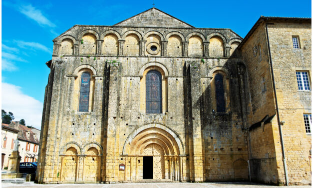 ABBAYE DE CADOUIN